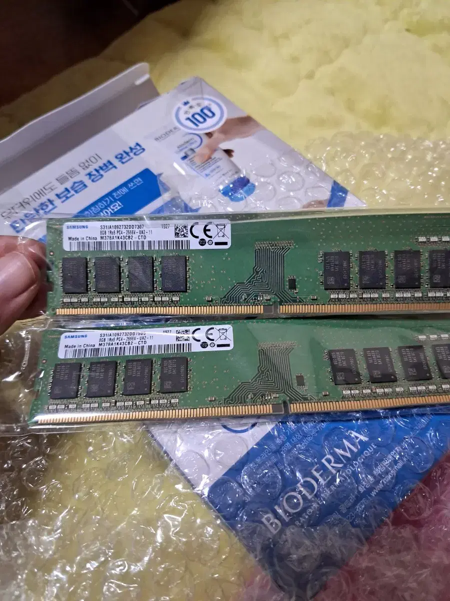 삼성 DDR4 8GB 램카드 팝니다